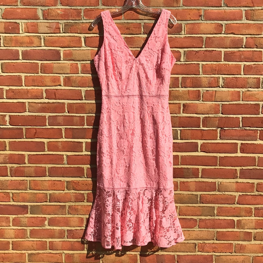 Alexia Admor Pink Lace Mermaid-Style Midi Dress